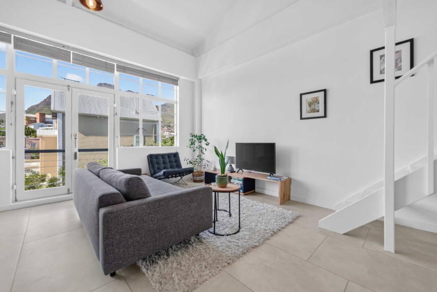 1 Bedroom Property for Sale in Gardens Western Cape
